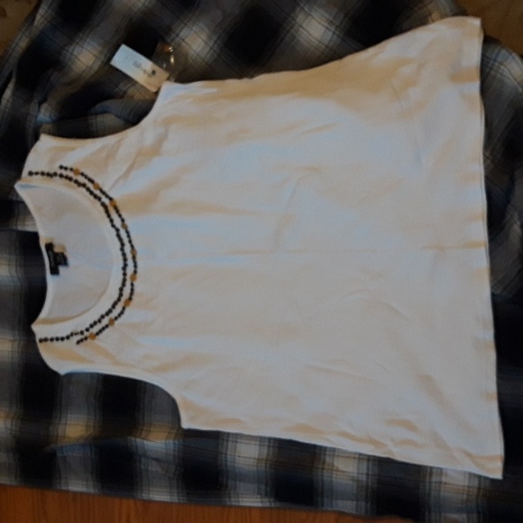 Style & Co. Tops - Style & Co Solid White Beaded Neck Tank Top Size 2X